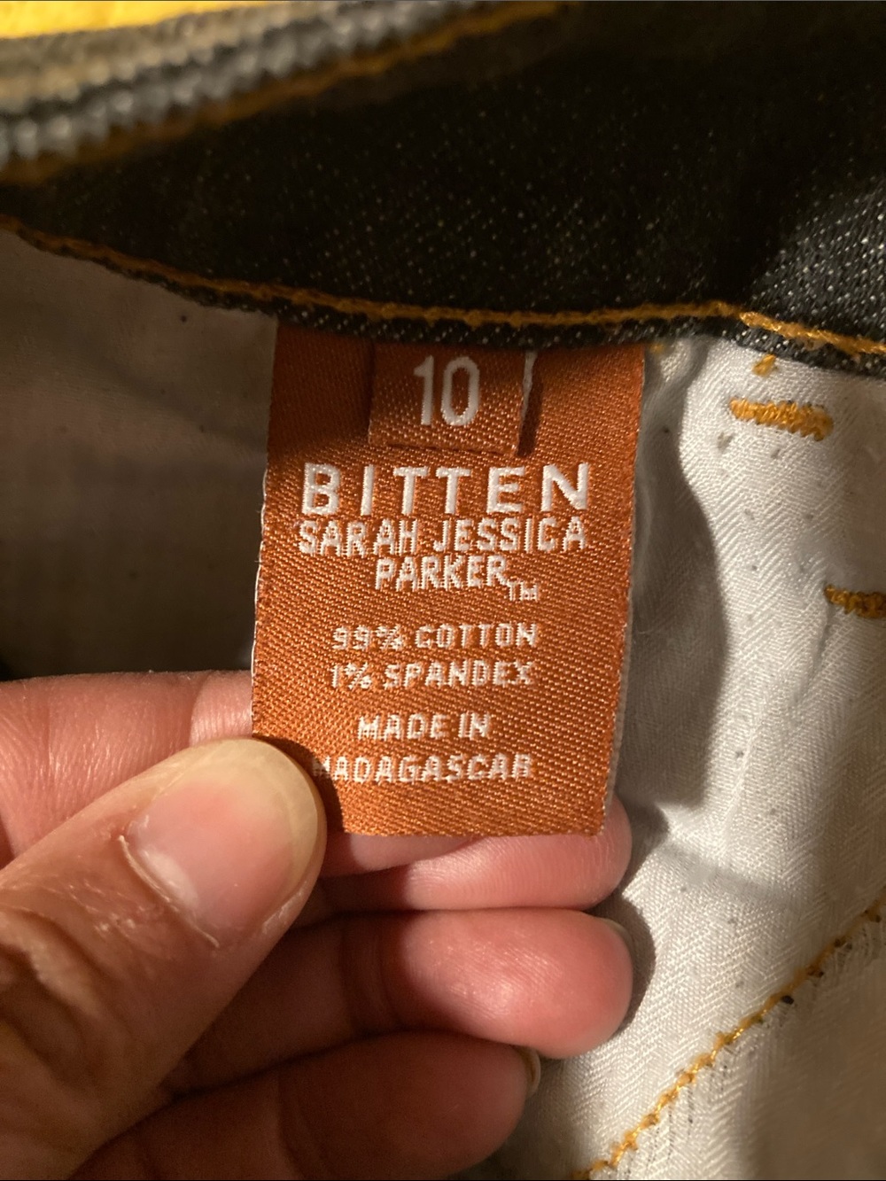 Bitten by Sarah Jessica Parker Women’s Straight-Leg Jeans in Dark Gray - Picture 3 of 3